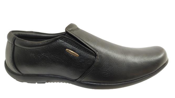 Red Chief Brand Men's RC2001 Slipons Formal Shoes (Black)