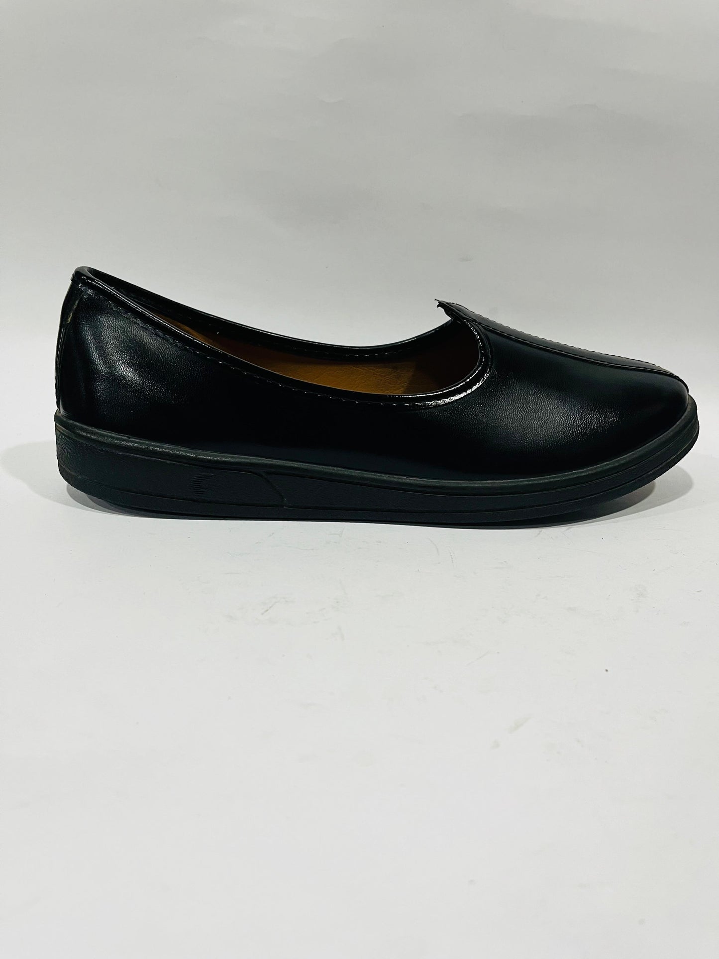 All Seasonal Black Mojdi