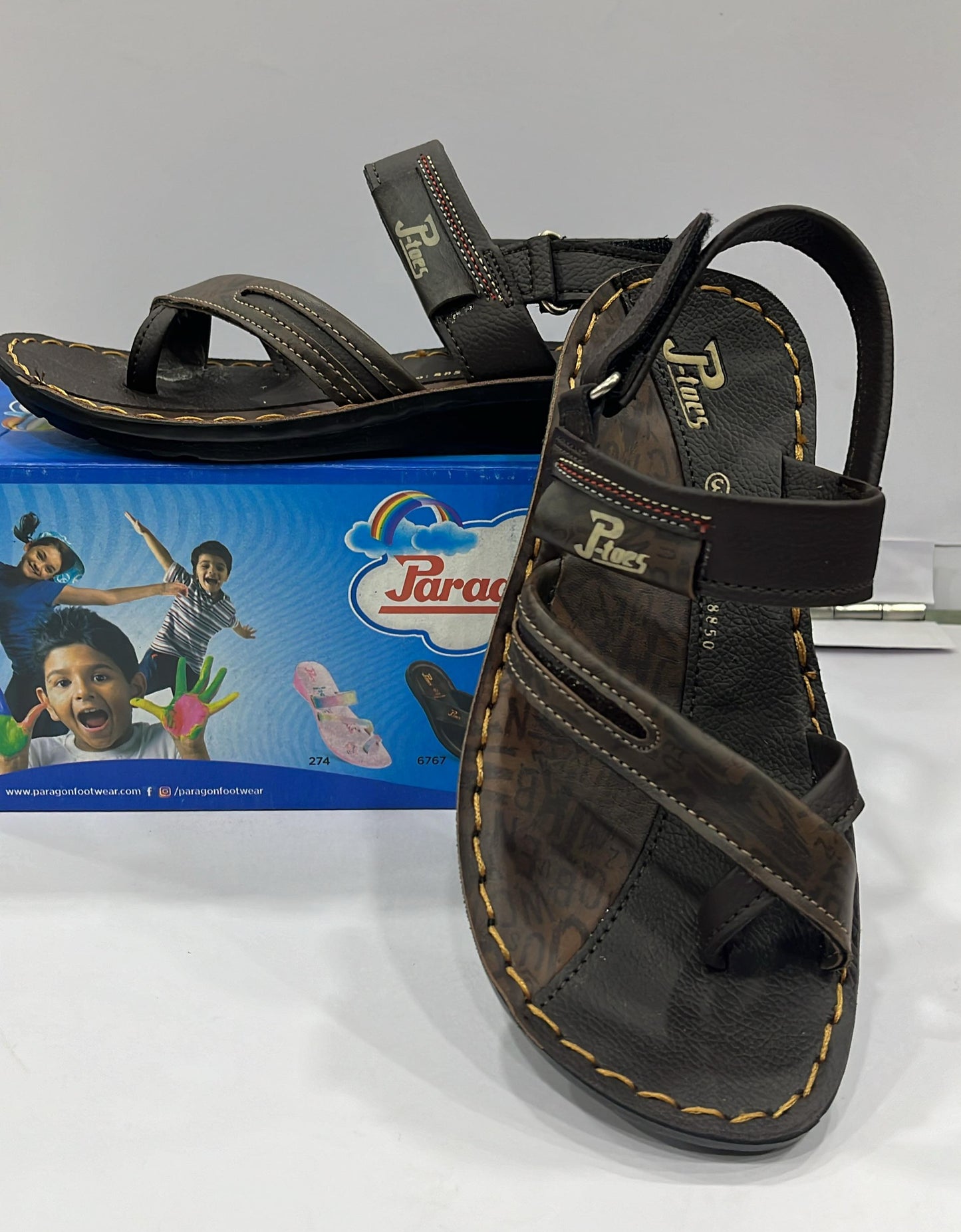 Paragon sandals for kids 8850