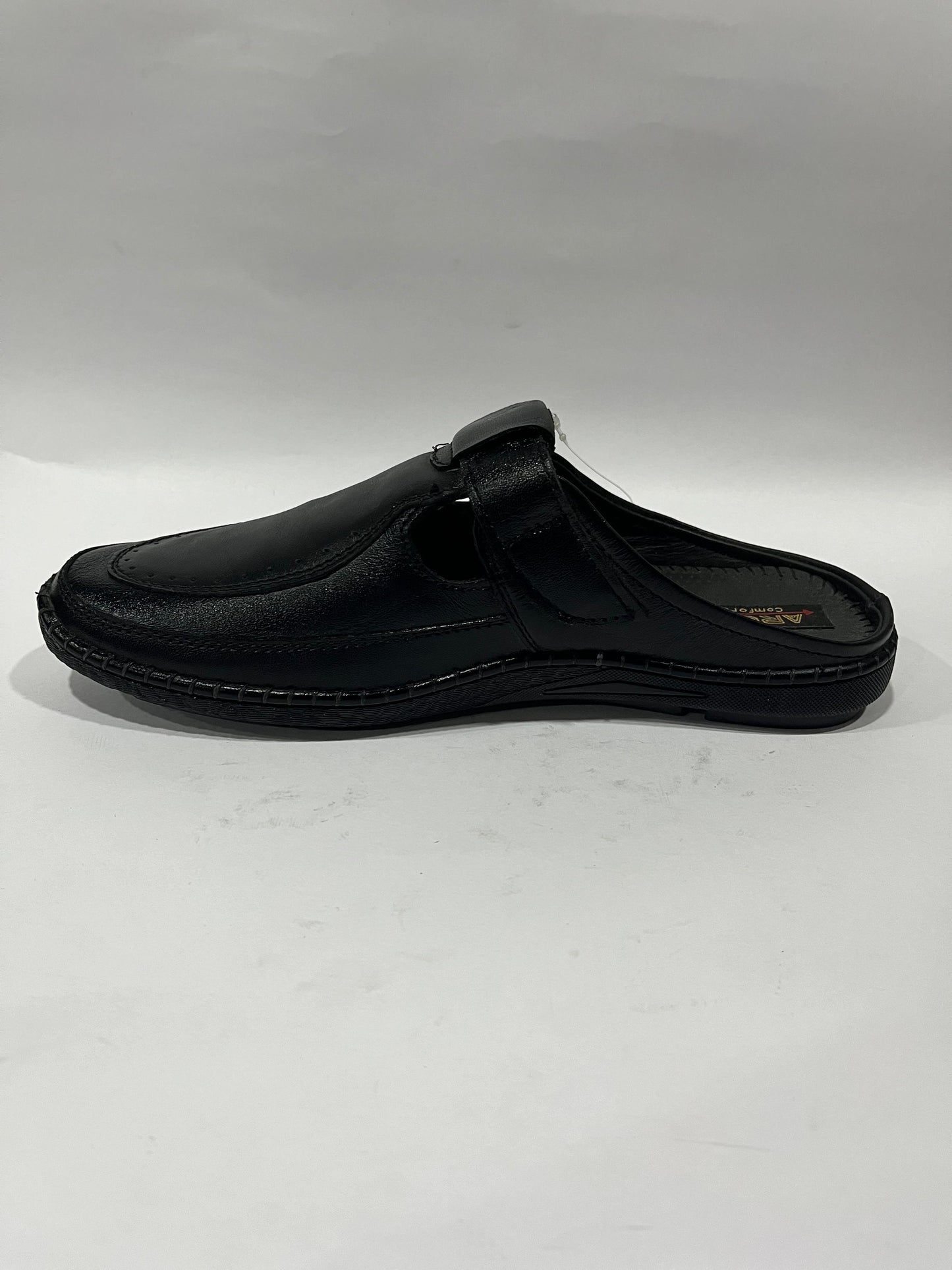 AROW Cut Banto Shoes