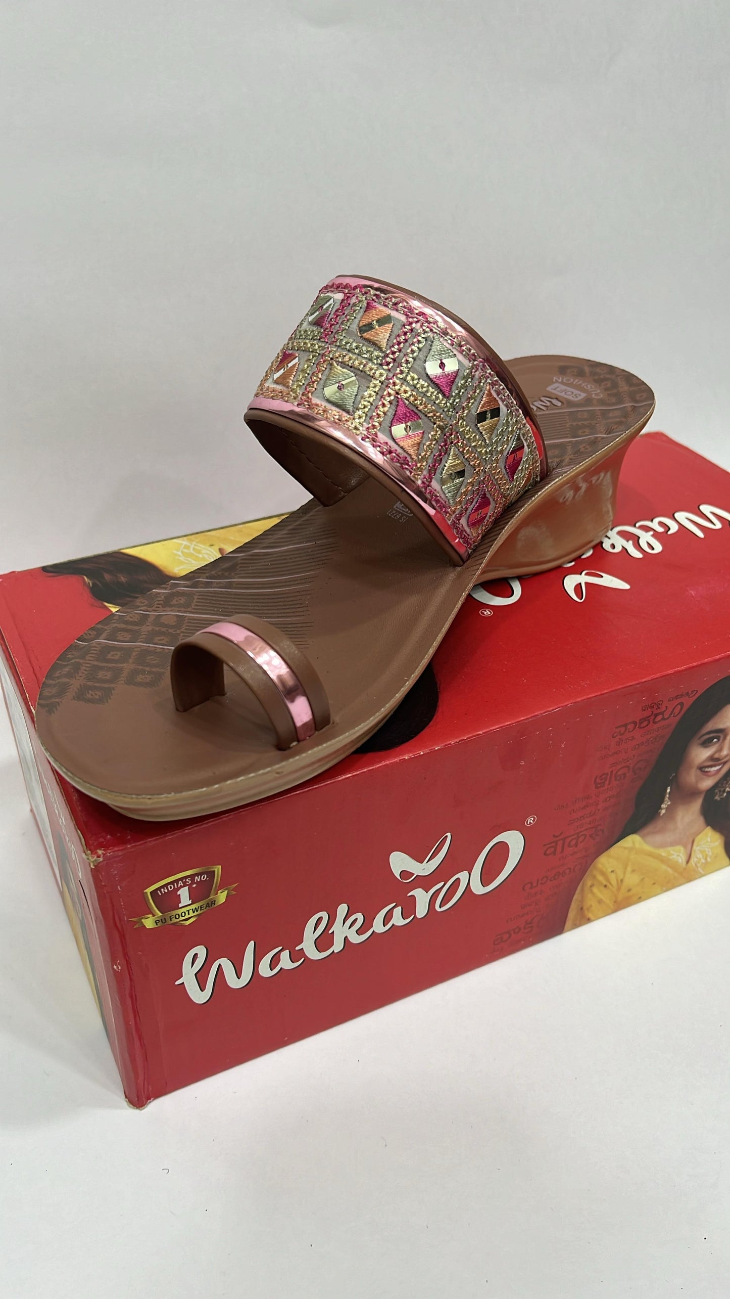 Walkaro Womens Slippers WL 7544