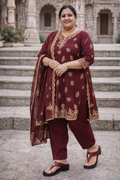 karishma manvi-2315